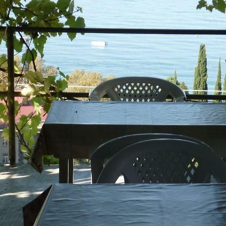 Guest House Gagra Exterior foto